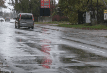 Nowa nawierzchnia, stare pytania. Ulica Gałczyńskiego w Zgierzu przed remontem – i małym sporem o pieniądze